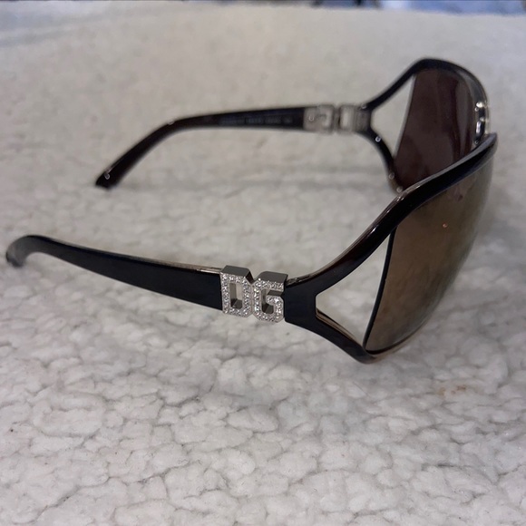 Authentic Dolce & Gabbana Gradient Sunglasses - Picture 5 of 15